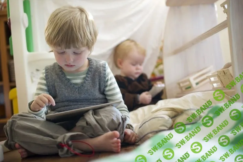 9 причин, почему нужно забрать у ребенка планшет