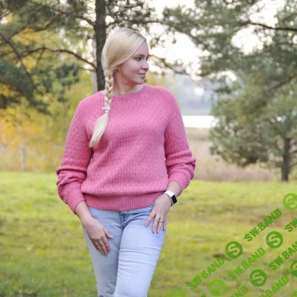 [Aiste Butkeviciene] Вязаная блуза с графичной анатомической кокеткой Rosehip (2025)