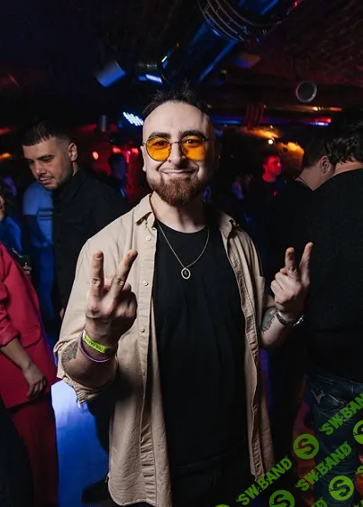 [Айтишник из Тиндера] Вебинар по соблазнению и кальяну (2024)