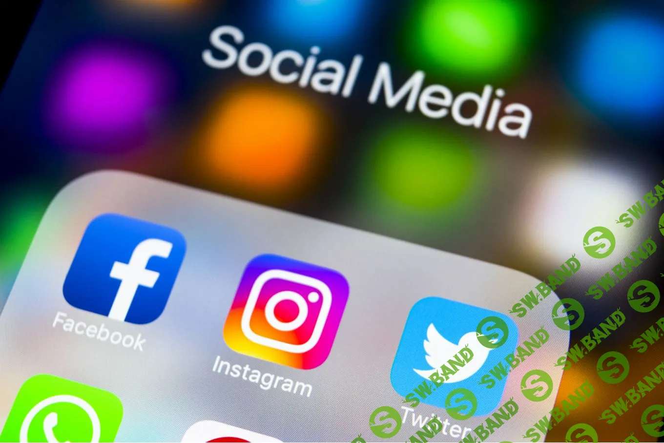 Акции Twitter упали на 17% из-за сокращения аудитории соцсети