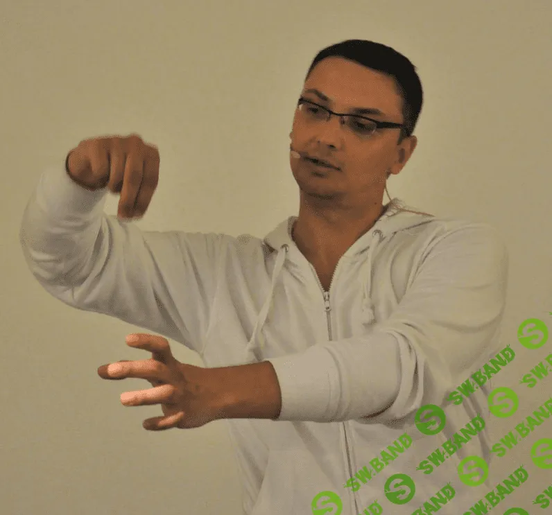 [Алексей Ярцев] Как развить чувство юмора, писать шутки и выступать со сцены