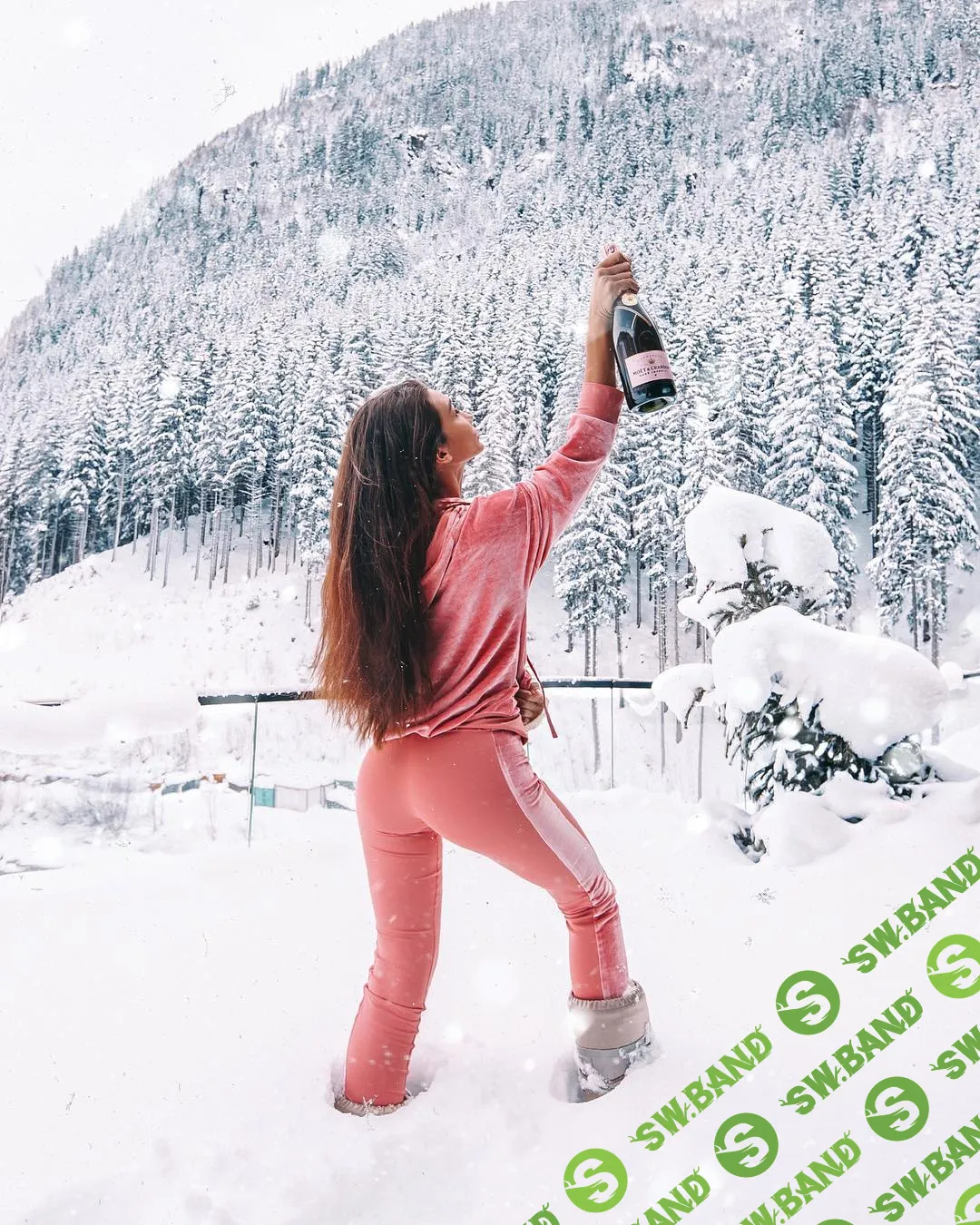 [Анюта Рай, Сергей Кабанков] Курс по блогингу, созданию контента, обработке фото и монтаж видео на телефоне (2019)