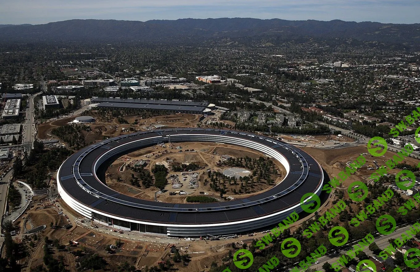 Apple установила стоячие рабочие места для всех сотрудников штаб-квартиры: Тим Кук назвал сидячее положение новым раком