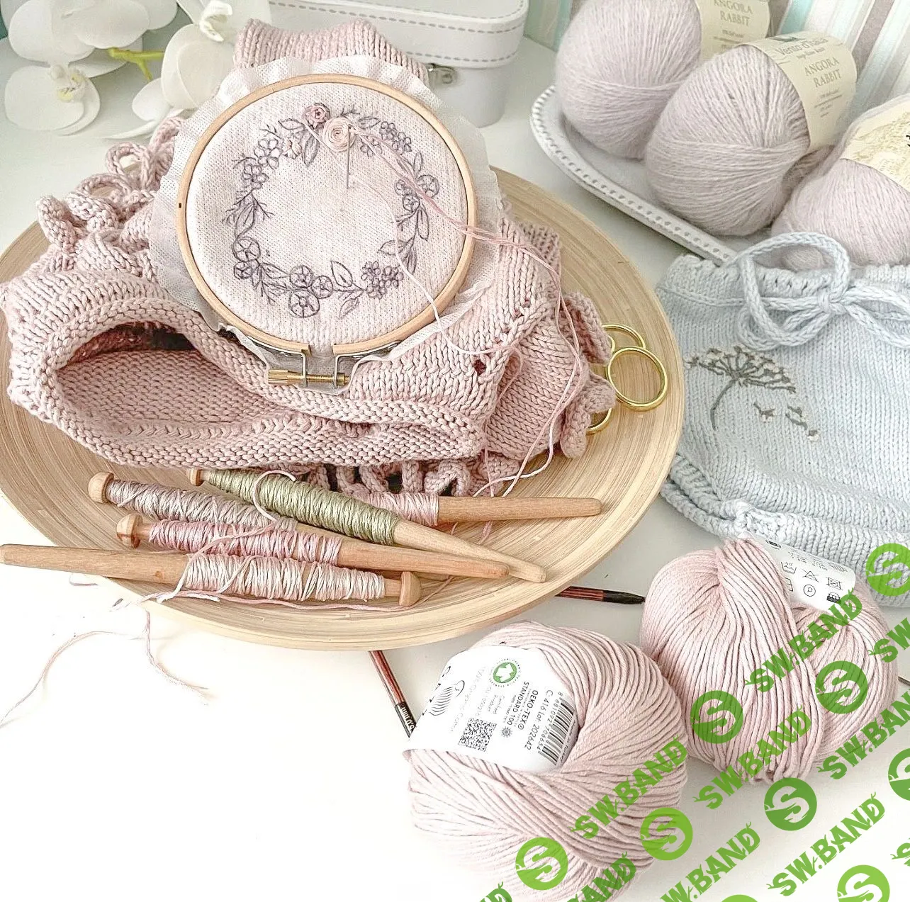 [Bo Gatti] Вышивка по вязаному полотну (2023)