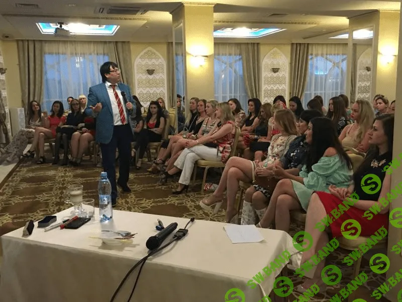 [Денис Байгужин] Жить по-женски