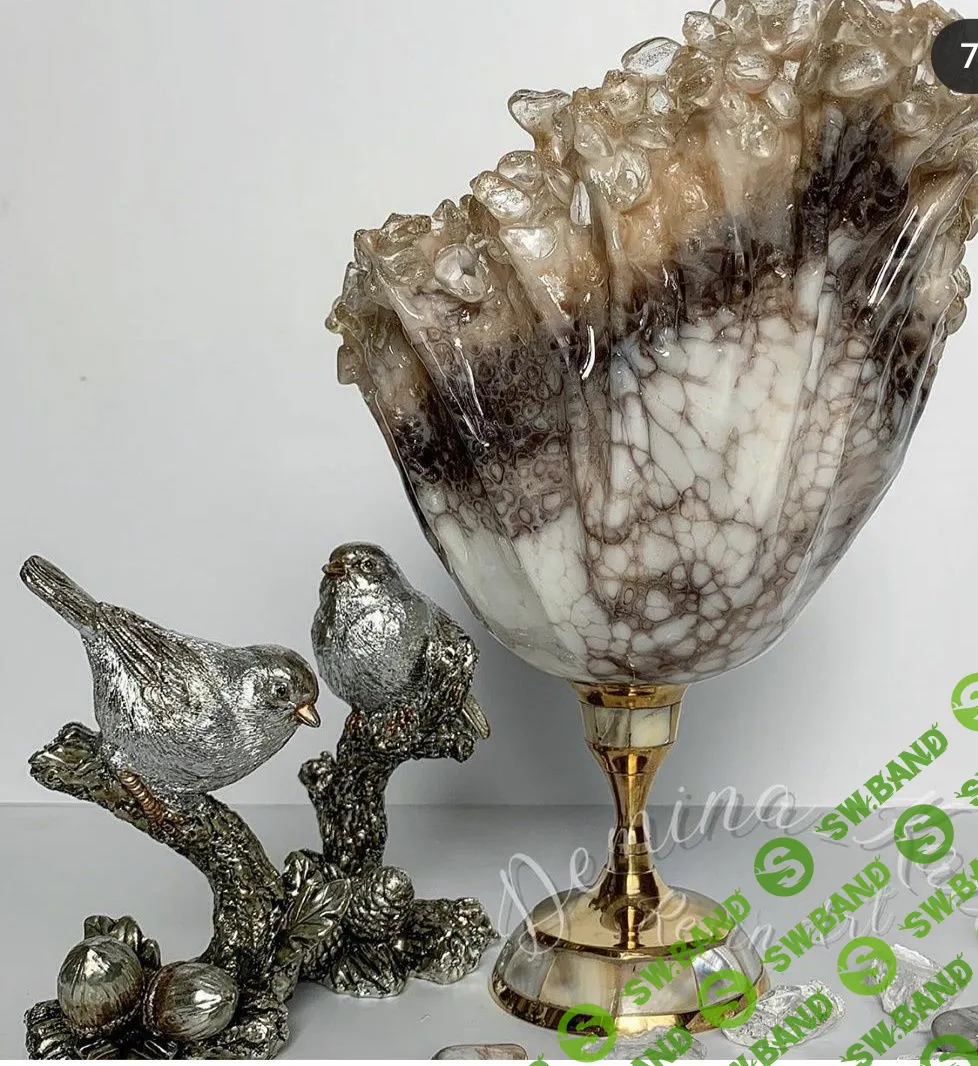 [Екатерина Демина] Ваза из эпоксидной смолы (2020)