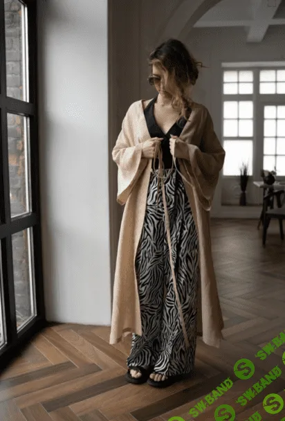 [Кристина Юсупова] Накидка Lucy L. Размер 40-50. Рост 168-172 (2022)