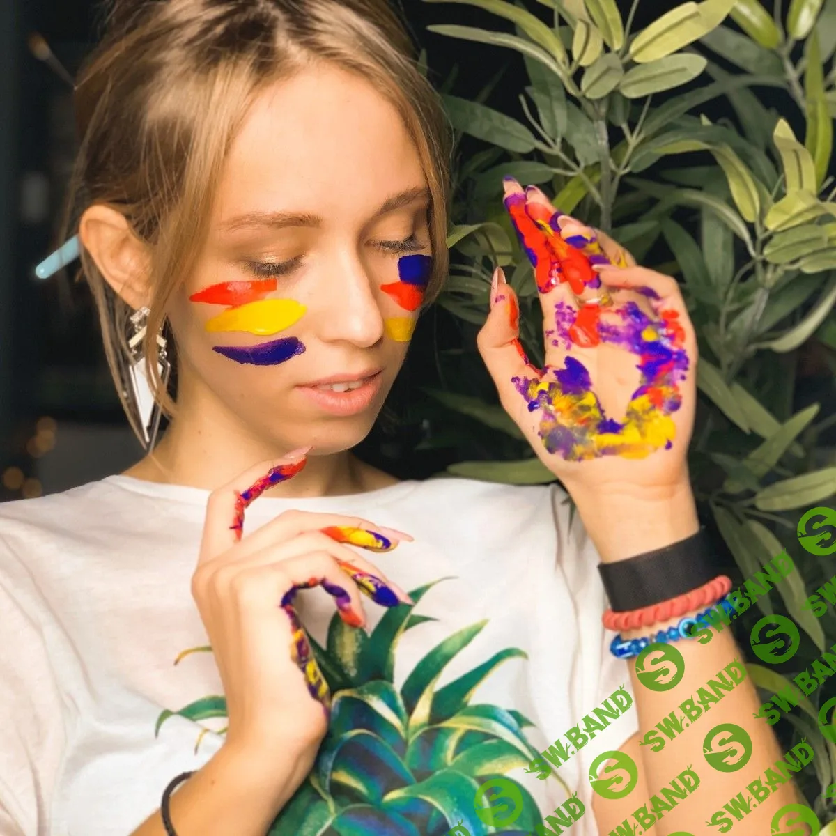 [Kseniya Russ] Комбинированный маникюр (2019)