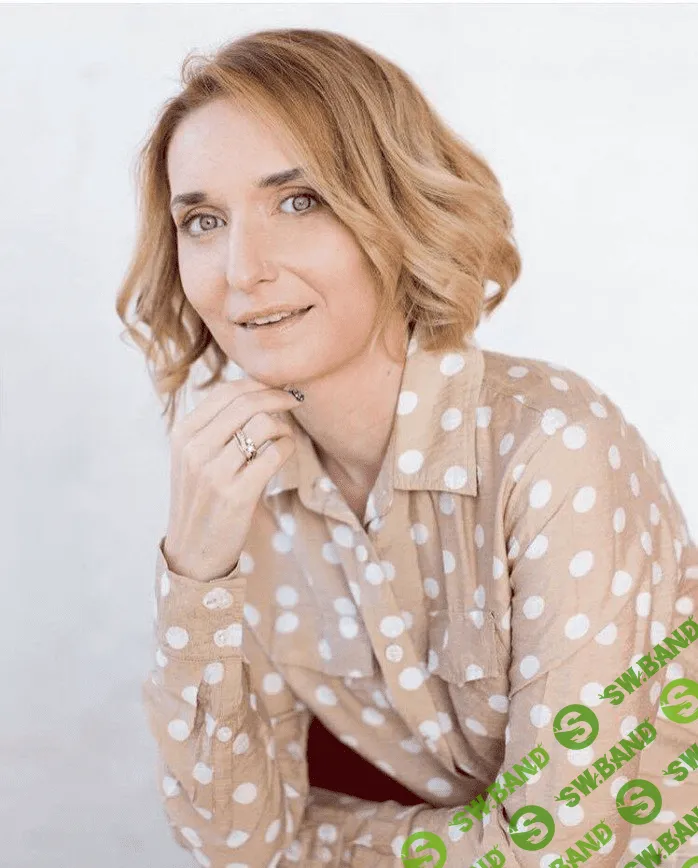 Лариса Суркова