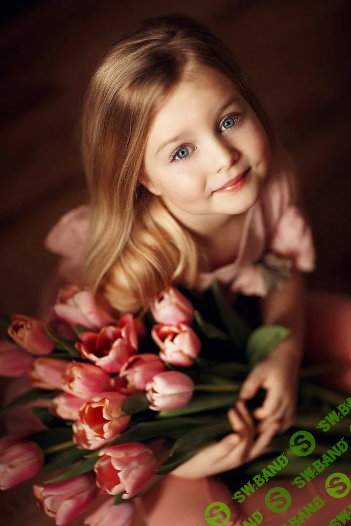 [Мария Струтинская] Новый урок по съемке и обработке домашнего портрета (2019)