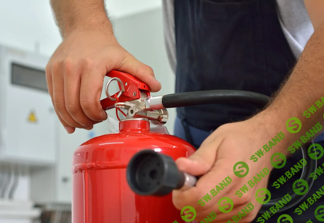 МЧС предупредило малый бизнес о мошенниках, устраивающих «проверки» и вымогающих взятки