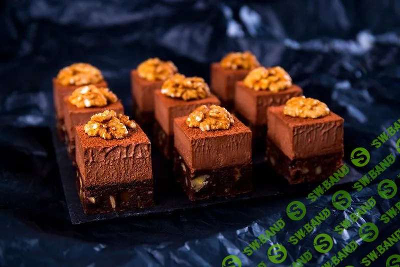 [Нина Тарасова] Нарезное пирожное «Тонка» (2020)