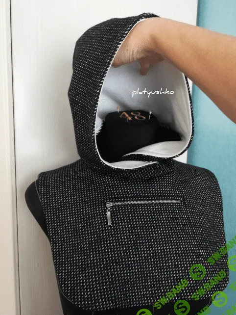 [Ольга Петрова] [platyushko] [Шитье] Двусторонний капюшон на манишке (2022)