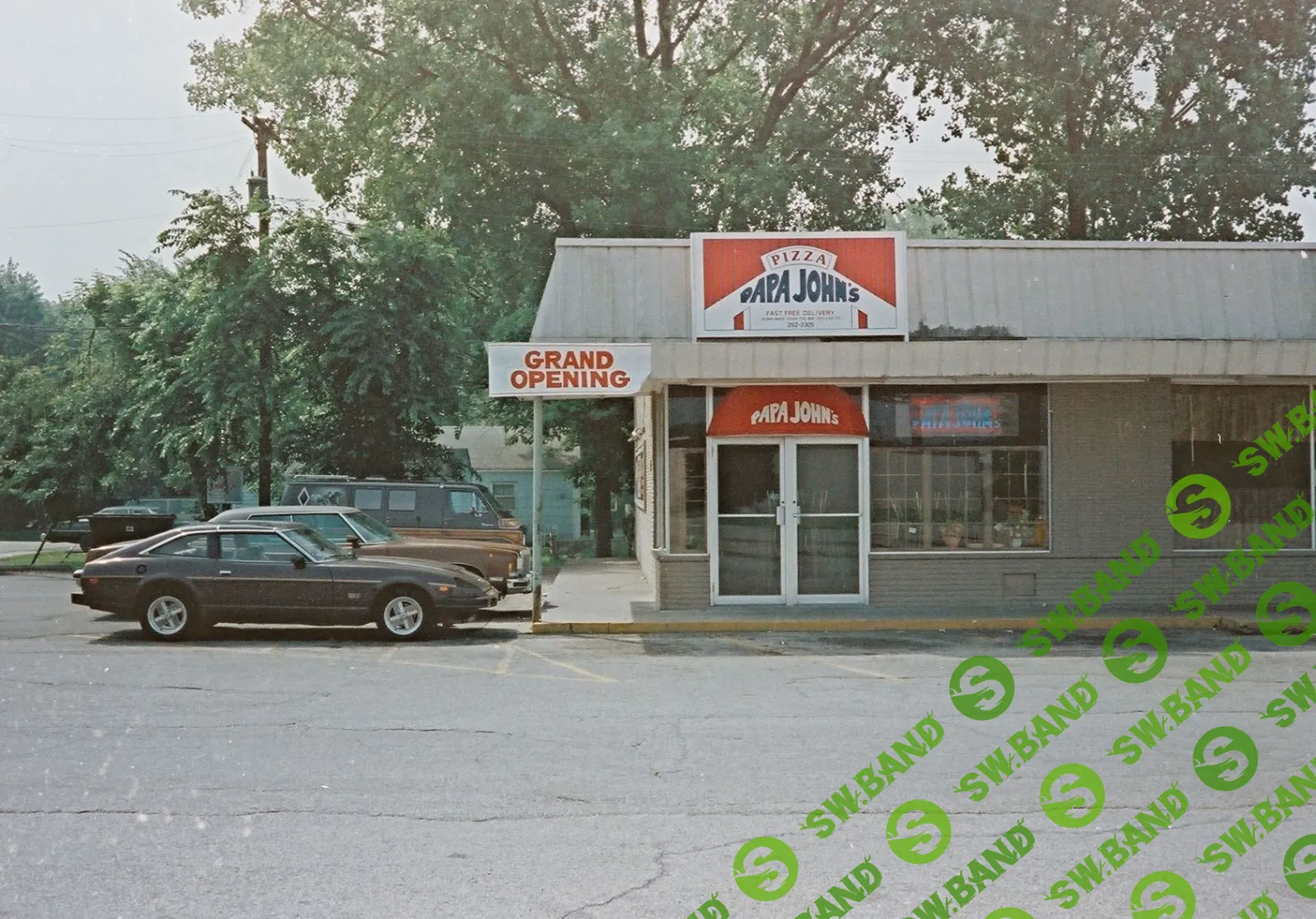 «Проснись, будь хорошим, надери всем задницу и повтори»: как Джон Шнаттер создал пиццерию Papa John's