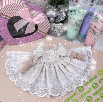 [София Покровская] [Шитьё] Универсальное платье для куклы (2022)