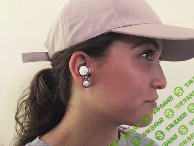 Стартап создал беспроводные наушники-серьги. Их почти невозможно потерять