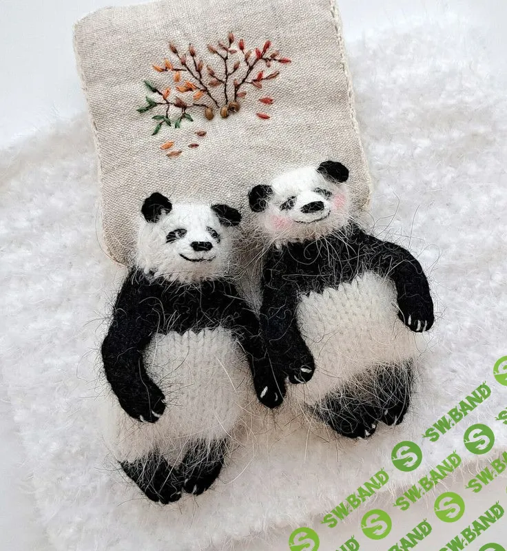 [Тётушка Чарли] Маленькая панда (2023)