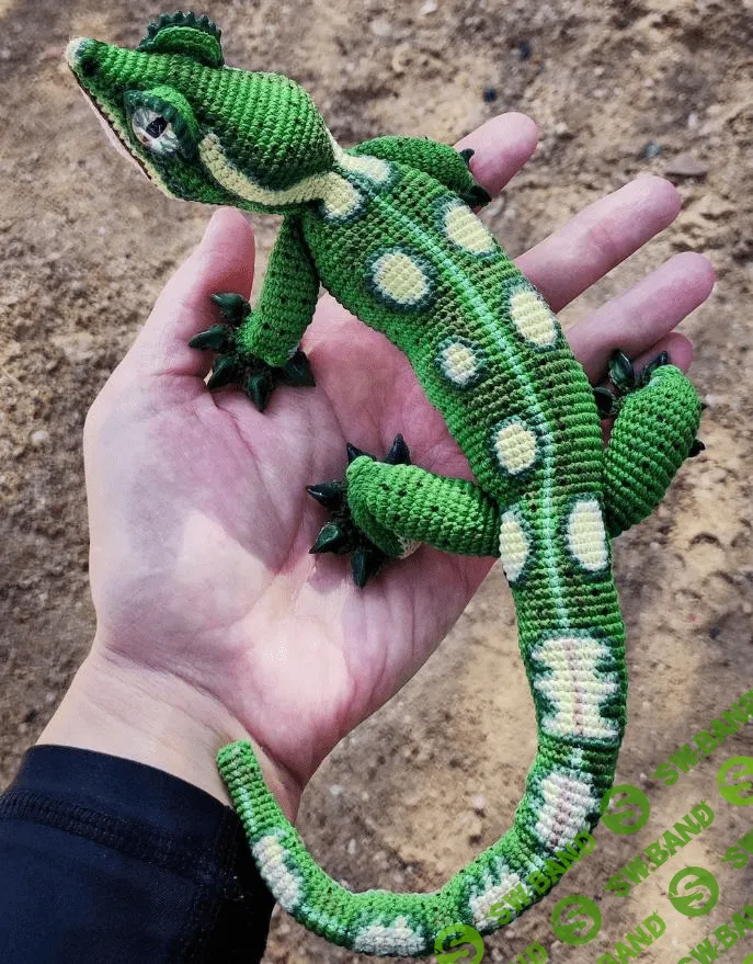 [totaksusha] Вязаный геккон (2022)