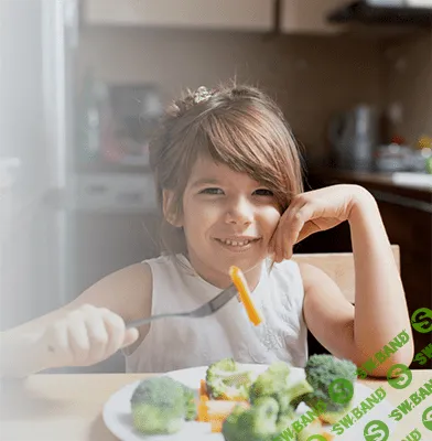 [Валентина Паевская] Ребенок и еда (2023)