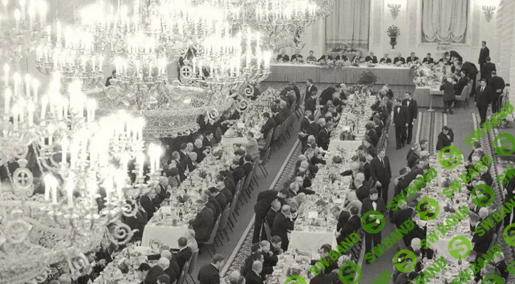 [Вера Тарасова] Под бурные продолжительные аплодисменты: кремлёвские приемы в 60-80 годы (2026)