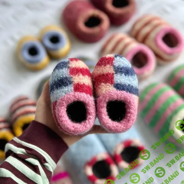 [Вязание] Связанные спицами и свалянные детские тапочки Sailor Slippers Junior [Вяжи.ру] [Annie Germain]