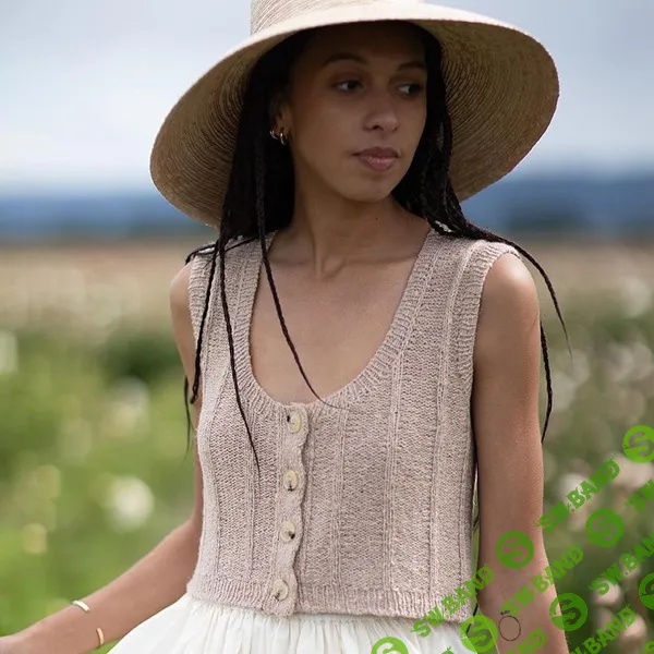 [Вязание] Вязаный спицами женственный топ на пуговицах Sauvie [Вяжи.ру] [Woolfolk Design Team]