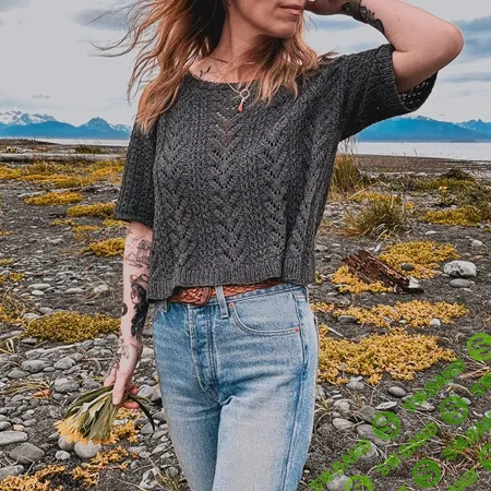 [Вяжи.ру] Ажурный женский топ спицами Stromboli (2024)