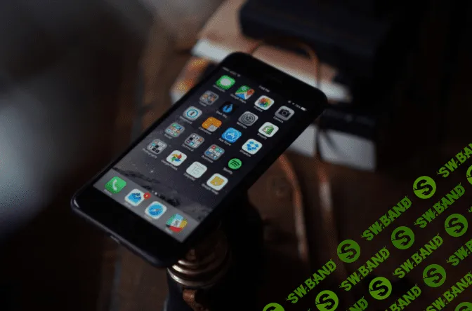 [Войт, Уайт] Исчезновение телефона (2017)