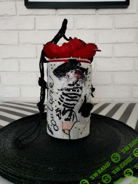 [Вышивка] Кутюрная сумочка-цилиндр [Katrina Mayzengelter] [Катрина Майзенгельтер]