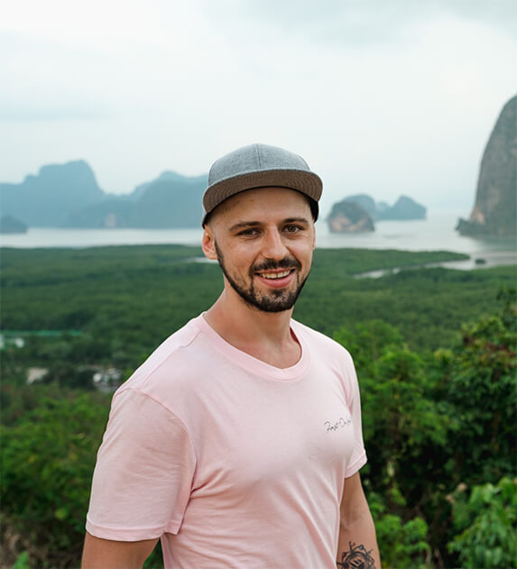 b-author-block__img-jpg.508859